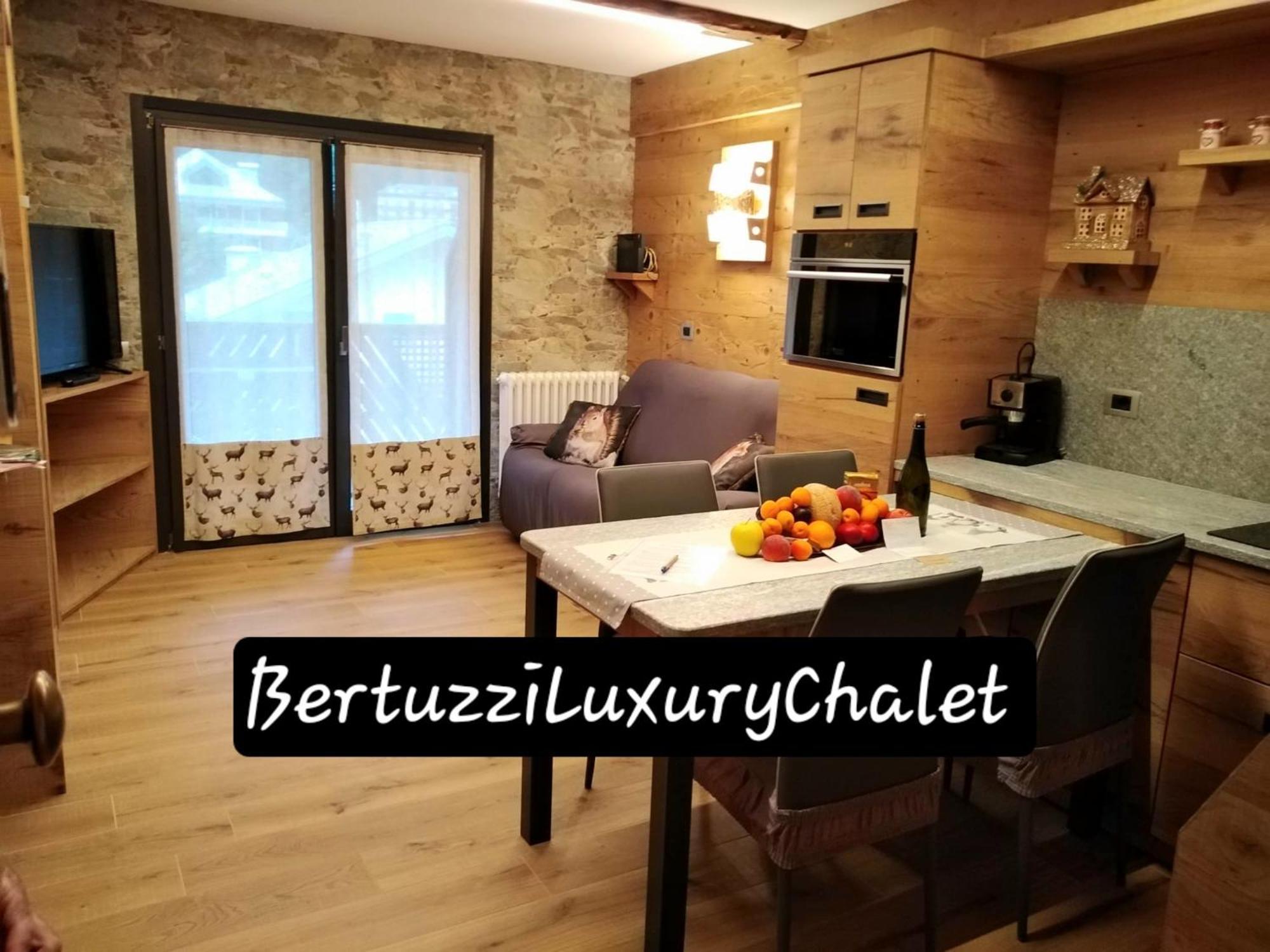 Bertuzzi Luxury Chalet Aprica Exterior photo